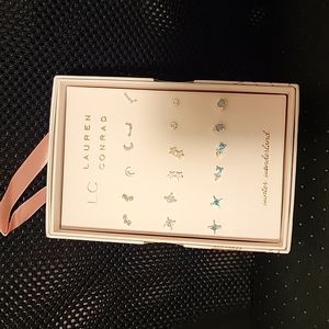 LC Lauren Conrad 9 Earring Stud Set